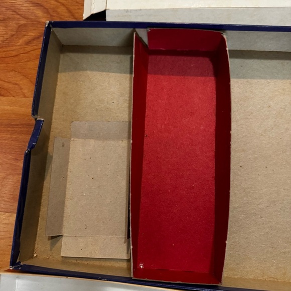 PARCHEESI Board Game - Gold Seal Edition No. 2 - Vintage 1964 Selchow & Righter - Picture 12 of 16